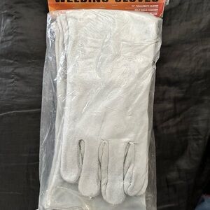 Welding Gloves in Light Gray